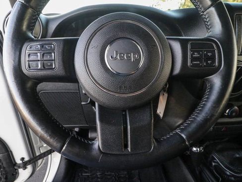 Used 2015 Jeep Wrangler Sport AWD/4WD image 15