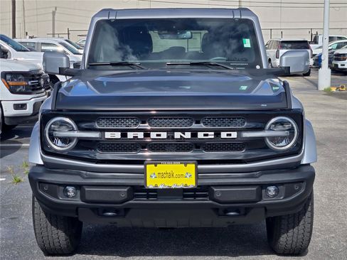 Certified 2023 Ford Bronco Outer Banks AWD/4WD image 2