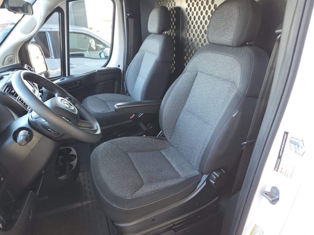 Used 2025 RAM ProMaster 2500 w/ U-Haul Equipment Group FWD image 13