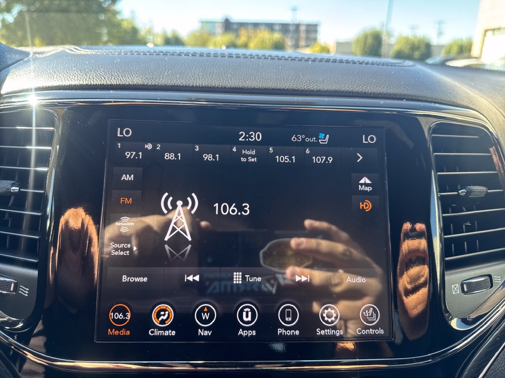 Used 2021 Jeep Grand Cherokee High Altitude AWD/4WD image 18