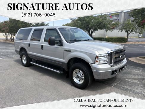 Used 2005 Ford Excursion XLT AWD/4WD image 1