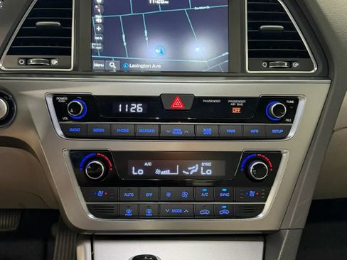 Used 2017 Hyundai Sonata Limited w/ Ultimate Package 04 FWD image 16