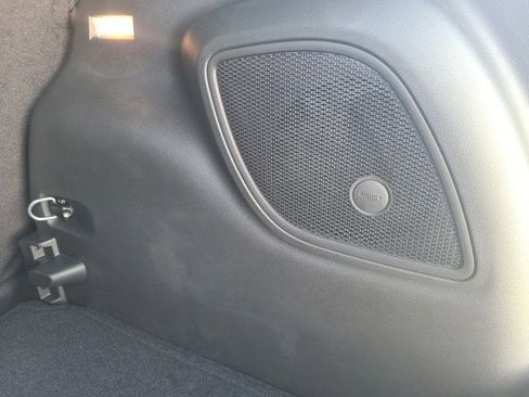 New 2025 Jeep Compass Latitude w/ Sun & Sound Group image 23