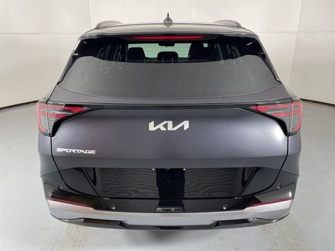 New 2026 Kia Sportage SX image 7