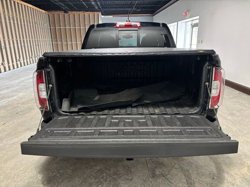 Used 2022 GMC Canyon AT4 w/ Trailering Package image 7