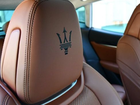 Used 2022 Maserati Levante Modena AWD/4WD image 73