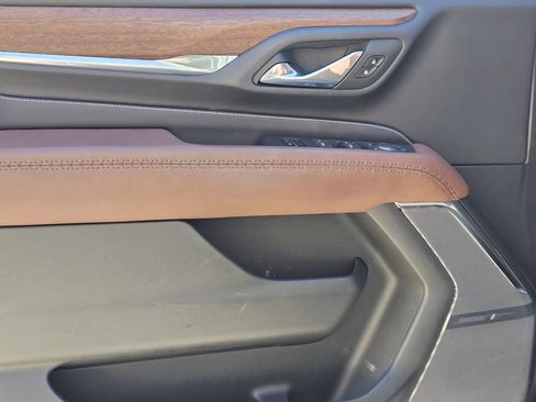 Used 2023 GMC Yukon XL Denali Ultimate image 25