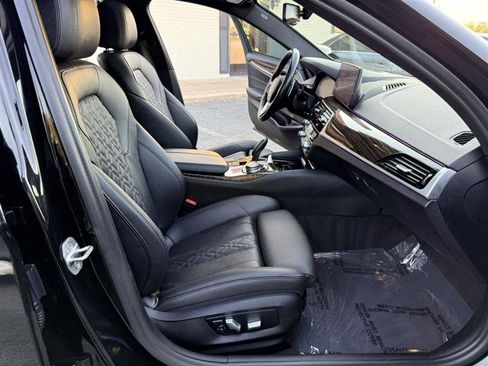 Used 2022 BMW 540i w/ Premium Package RWD image 11