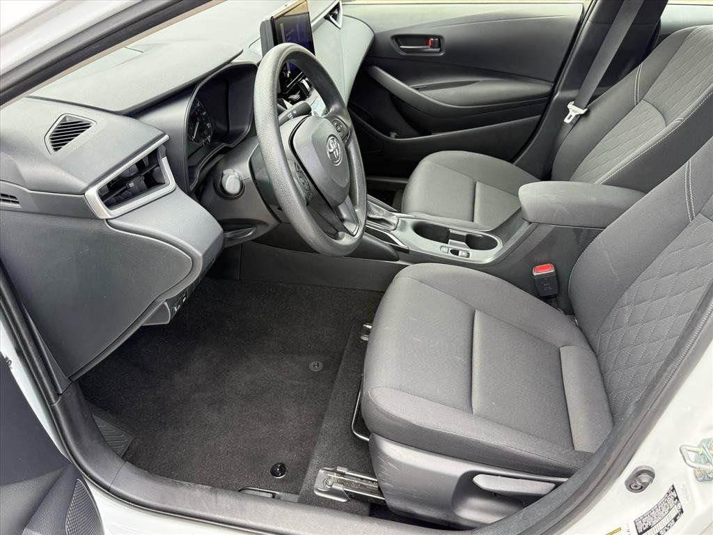 Certified 2025 Toyota Corolla LE FWD image 12