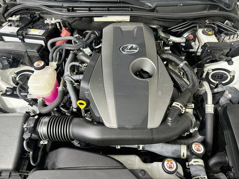 Used 2023 Lexus IS 300 w/ Comfort Package RWD image 9