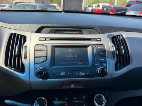 Used 2016 Kia Sportage LX w/ LX Popular Package image 20