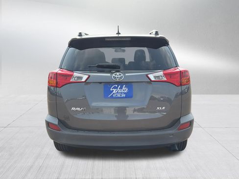 Used 2015 Toyota RAV4 XLE FWD image 6