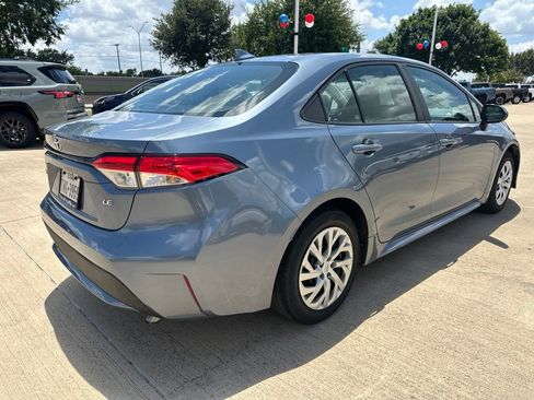 Used 2022 Toyota Corolla LE FWD image 9