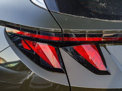 New 2026 Hyundai Tucson SE image 7