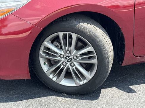 Used 2017 Toyota Camry SE FWD image 36