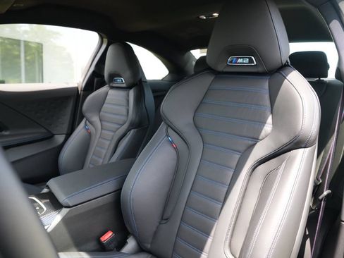 Used 2026 BMW M2 w/ Lighting Package RWD image 40