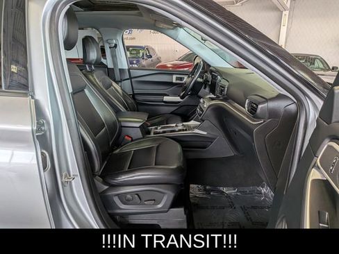 Used 2021 Ford Explorer XLT image 26