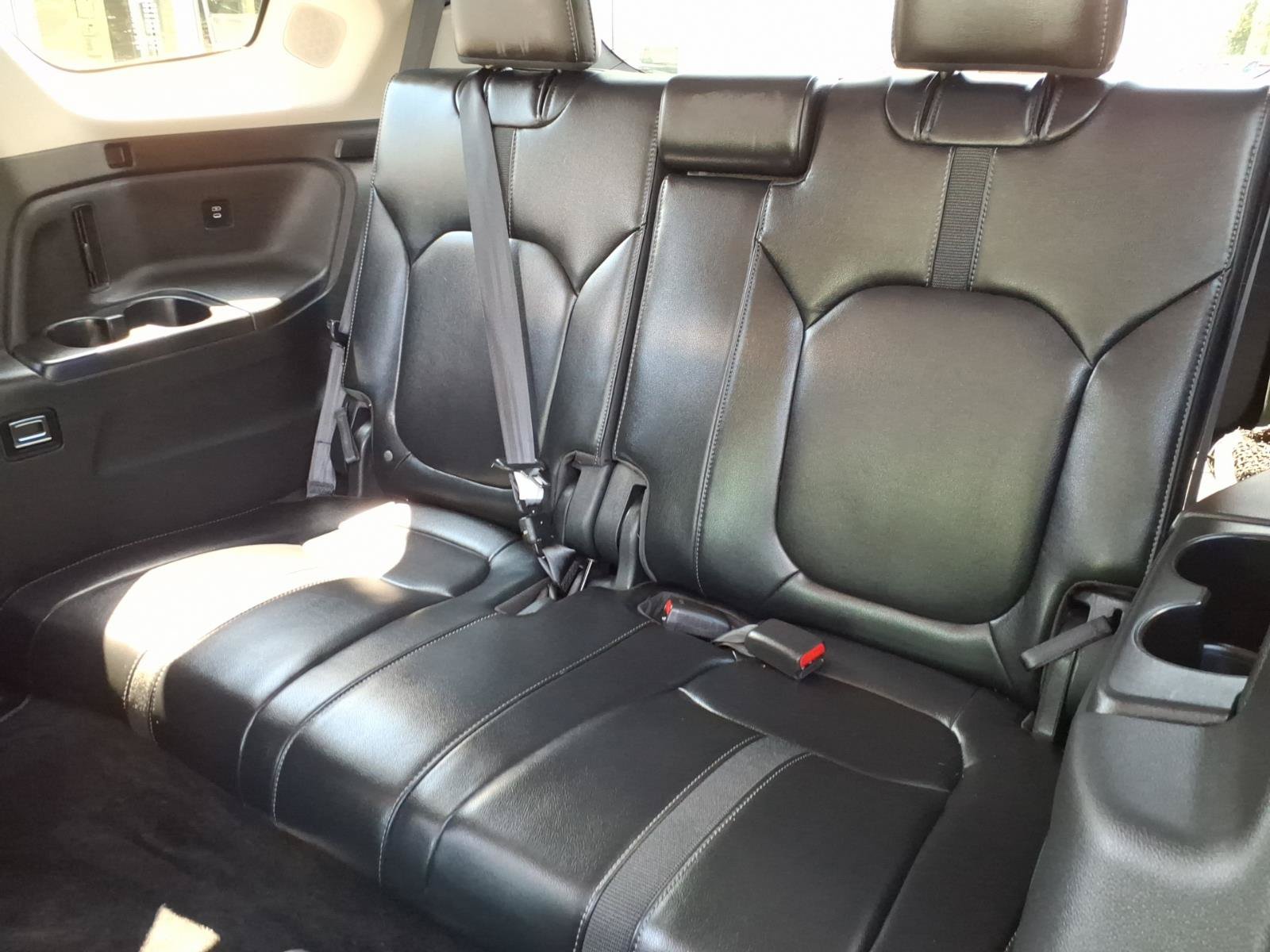 Certified 2024 Honda Pilot Touring image 8