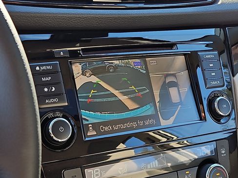 Certified 2022 Nissan Rogue Sport SL w/ Premium Package image 19