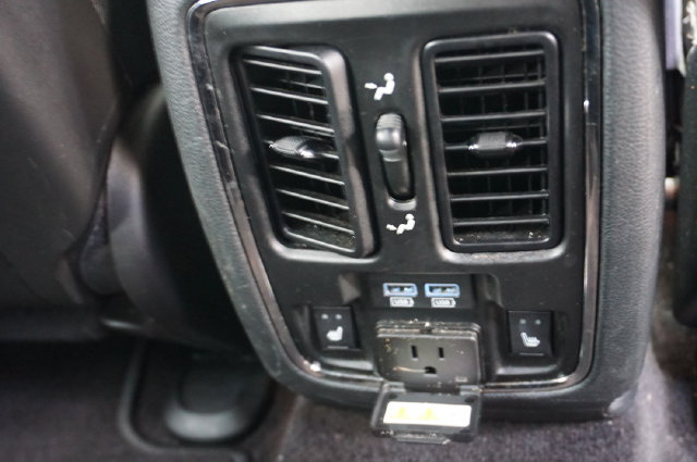 Used 2018 Jeep Grand Cherokee Limited RWD image 19