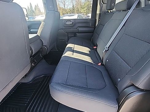 Used 2021 Chevrolet Silverado 2500 Custom w/ Custom Value Package image 9
