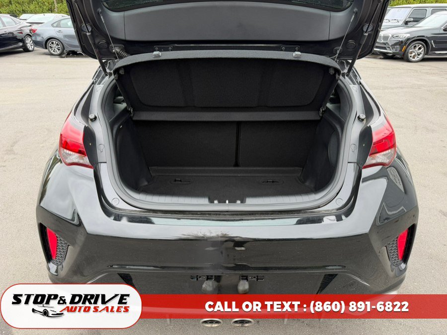 Used 2020 Hyundai Veloster Turbo FWD image 18