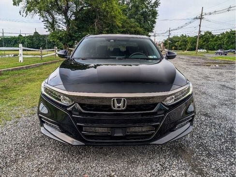 Used 2020 Honda Accord Sport image 2