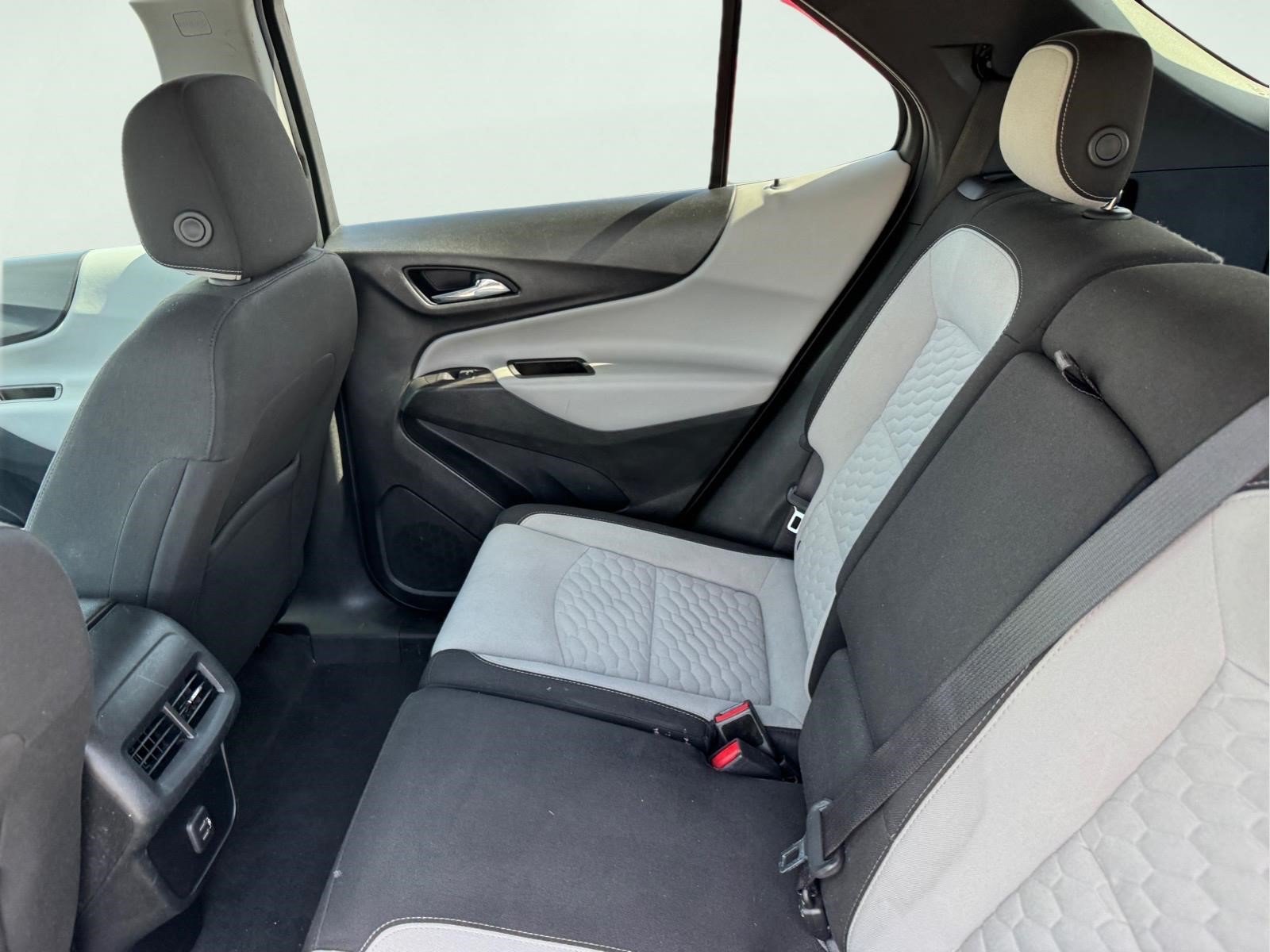 Used 2020 Chevrolet Equinox LT FWD image 8