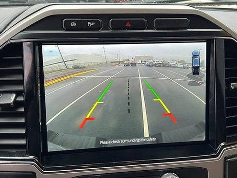 Used 2022 Ford F250 Lariat image 23