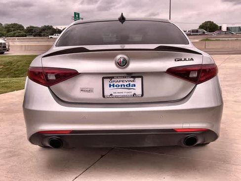Used 2020 Alfa Romeo Giulia Ti w/ Nero Edizione RWD image 6
