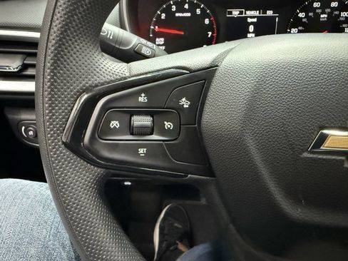 Used 2023 Chevrolet TrailBlazer LS image 24