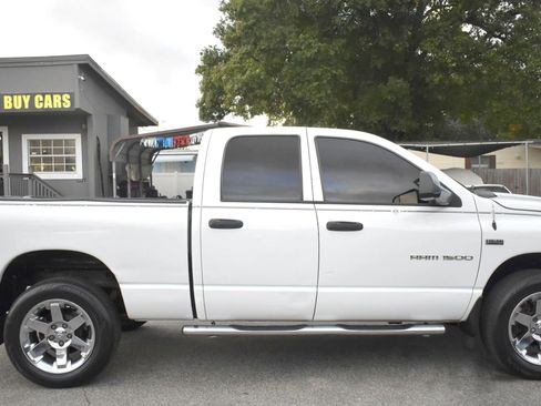 Used 2007 Dodge Ram 1500 Truck SLT image 10