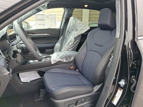 New 2026 INFINITI QX60 Sport w/ Dark Cargo Package image 5