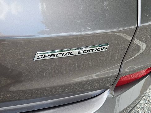 Used 2016 Honda CR-V SE image 12
