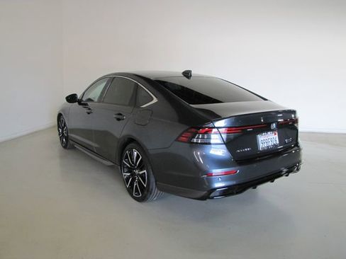 Certified 2025 Honda Accord Touring image 23