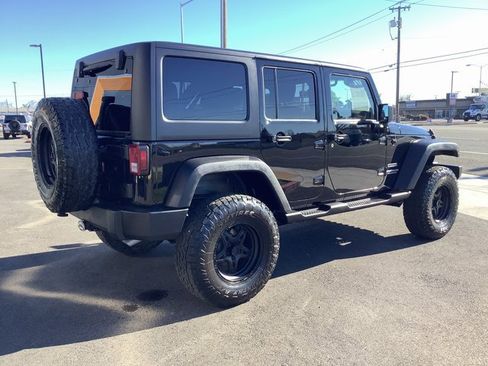 Used 2012 Jeep Wrangler Unlimited Sport image 27