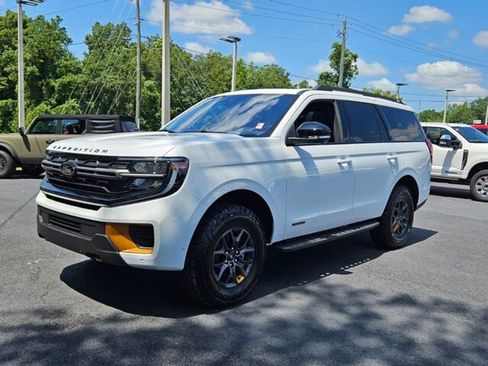 New 2025 Ford Expedition Tremor image 3