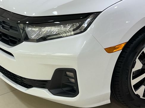 Used 2025 Honda Odyssey EX-L image 8