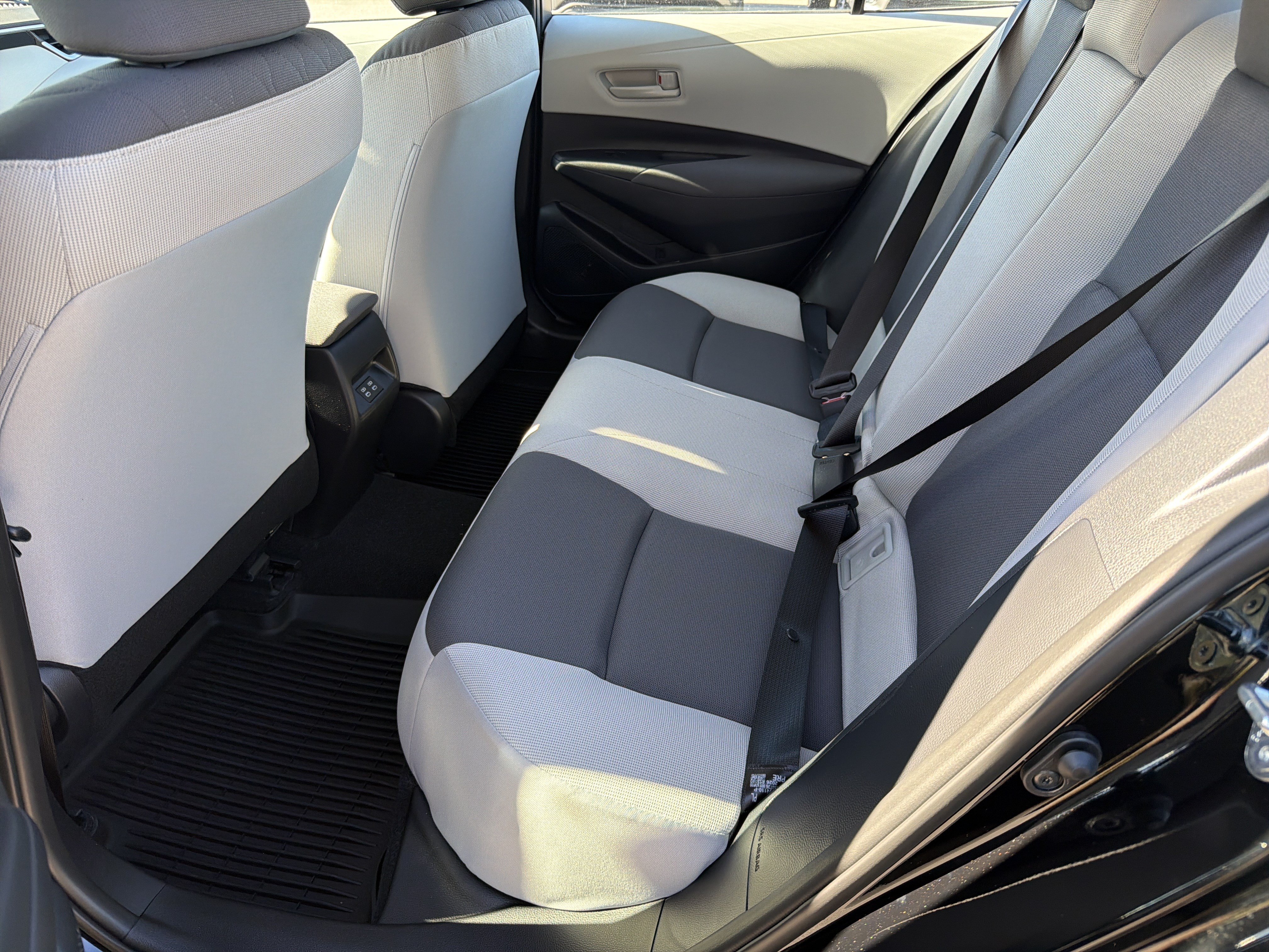 New 2027 Toyota Corolla LE FWD image 19