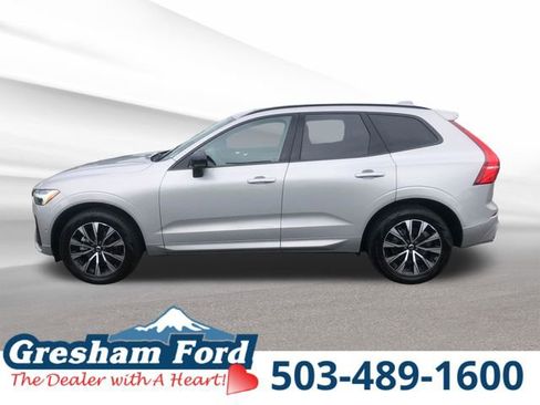 Used 2025 Volvo XC60 B5 Plus AWD/4WD image 2