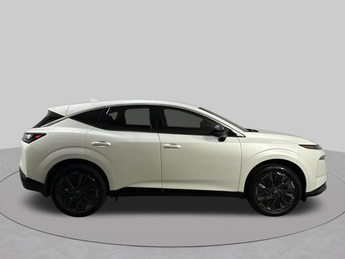 Certified 2025 Nissan Murano Platinum w/ Cargo Package AWD/4WD image 39