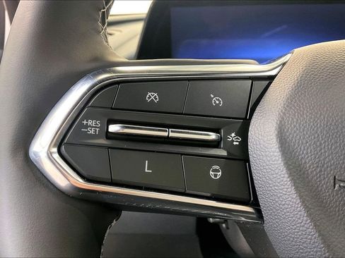 Used 2025 Chevrolet Traverse High Country w/ LPO, Floor Liner Package AWD/4WD image 13