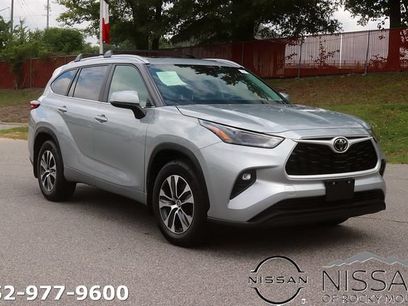 Used 2023 Toyota Highlander XLE