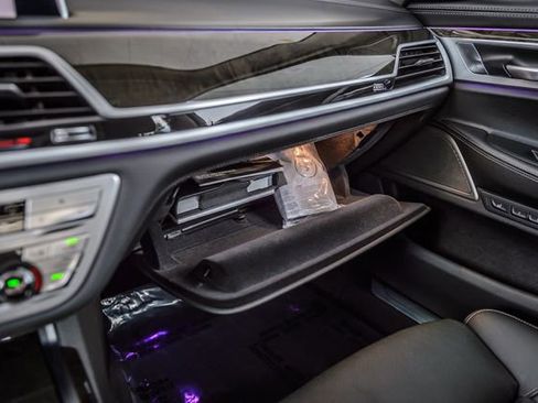 Used 2019 BMW 740i xDrive w/ Executive Package image 35