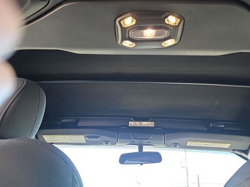 Used 2022 Jeep Wrangler Unlimited Sport image 14