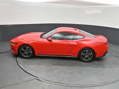 Used 2024 Ford Mustang Premium image 33