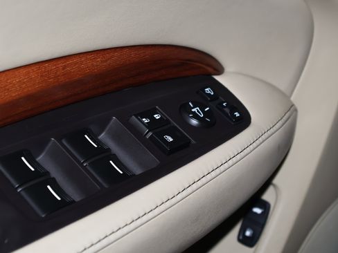 Used 2017 Acura MDX Sport Hybrid w/ Advance Pkg image 35