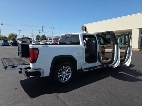 Used 2021 GMC Sierra 1500 SLT w/ SLT Premium Package AWD/4WD image 15