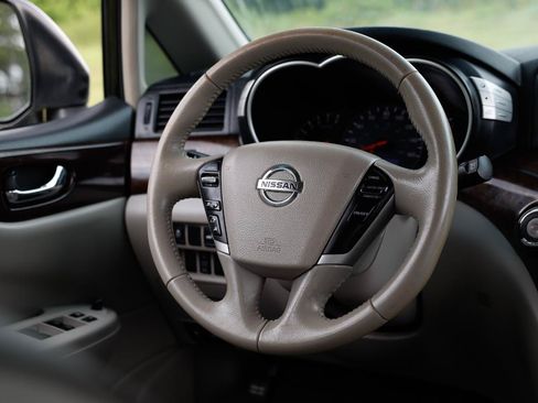 Used 2014 Nissan Quest SL FWD image 28