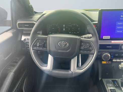 Used 2025 Toyota 4Runner TRD Off-Road Premium w/ Tow Technology Package AWD/4WD image 12